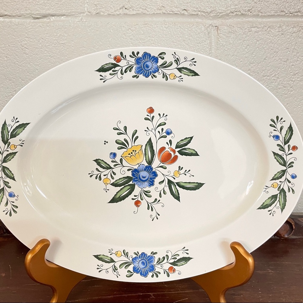 Floral platter